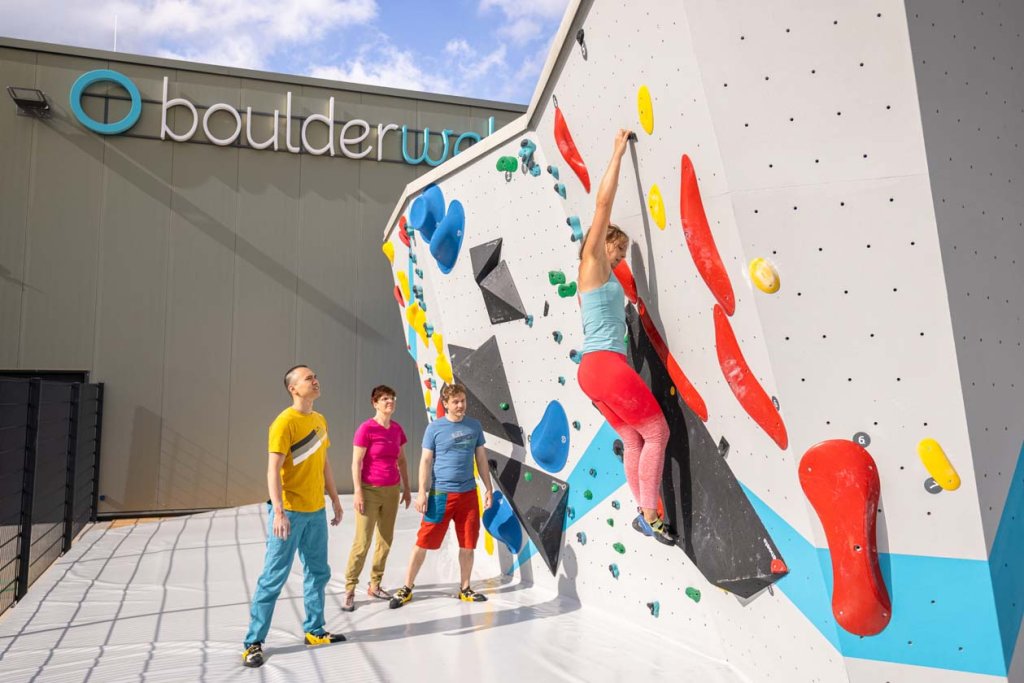 Außenbereich Bouldern Draußen schönes Wetter Boulderwelt
